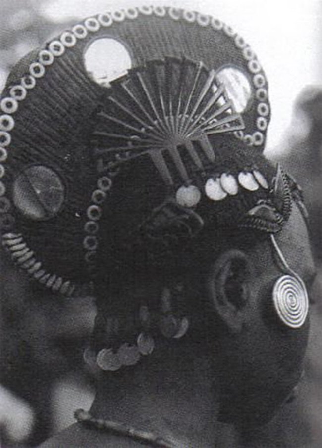 hoto: Afrika Museum, Berg en Dal, mid-20th century.