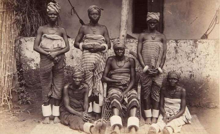 Rich Onitsha Women decorated with Odu Enyi, photographed by G. F. Packer in 1880s