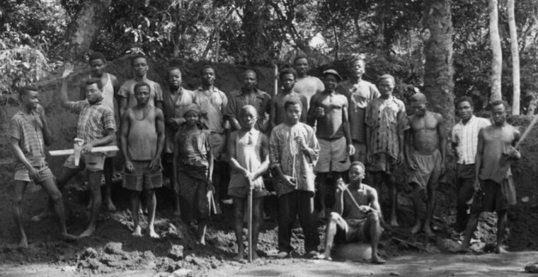 1959-60 Excavation team at Igbo-Ukwu Photo: Pamela Jane Smith