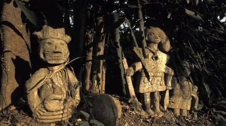 The Arochukwu Oracle, also known as Ibini Ukpabi or the "Long Juju"