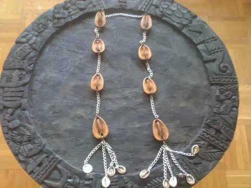 Ifa Divination. Photo: Asailewatv.